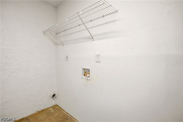 2225 Isle Of Pines AVE, Fort Myers, FL 33905