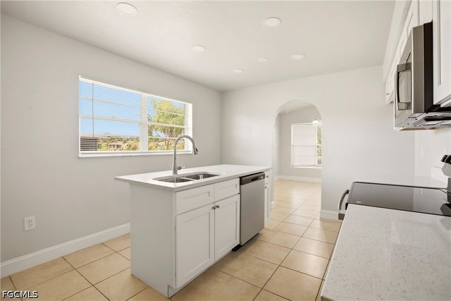 2225 Isle Of Pines AVE, Fort Myers, FL 33905