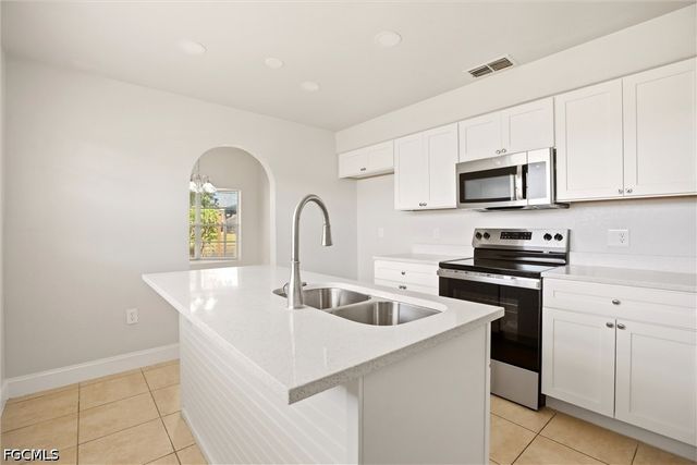 2225 Isle Of Pines AVE, Fort Myers, FL 33905