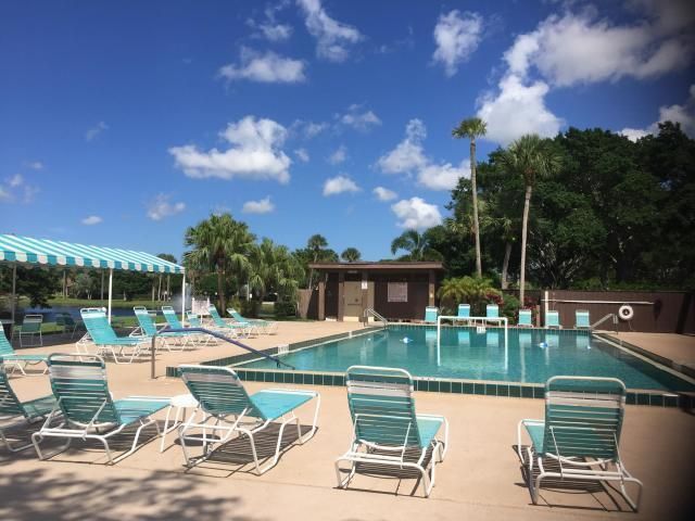 7915 Willow Spring Drive 1223, Lake Worth, FL 33467