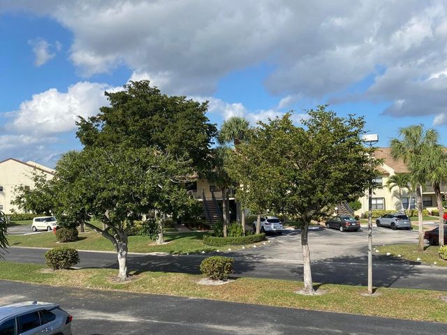 7915 Willow Spring Drive 1223, Lake Worth, FL 33467