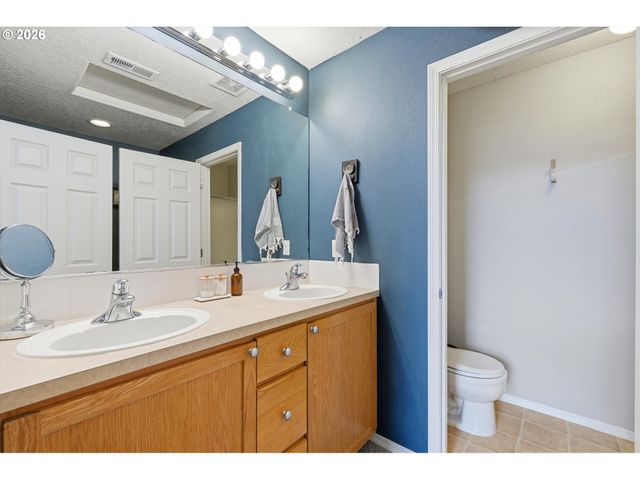 6453 Sw Vinwood Ter, Beaverton, OR 97078