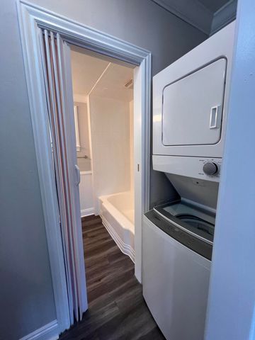 101 S Golfview Road 1, Lake Worth Beach, FL 33460