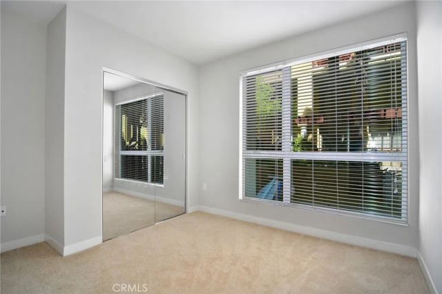 21301 Erwin Street 231, Woodland Hills, CA 91367
