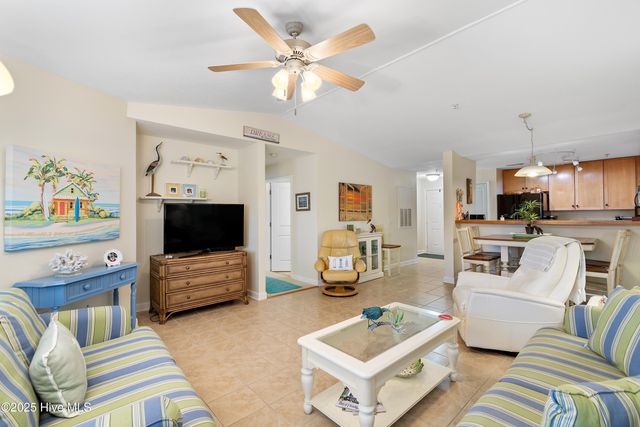 260 S Crow Creek Drive NW 17, Calabash, NC 28467