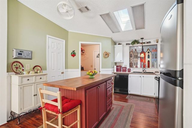 1409 TORREY PINES DRIVE, The Villages, FL 32159