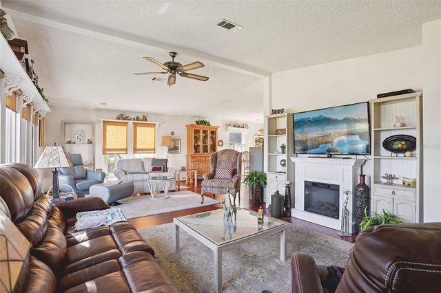 1409 TORREY PINES DRIVE, The Villages, FL 32159