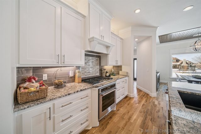 19236 E Twin Creeks Drive, Owasso, OK 74015