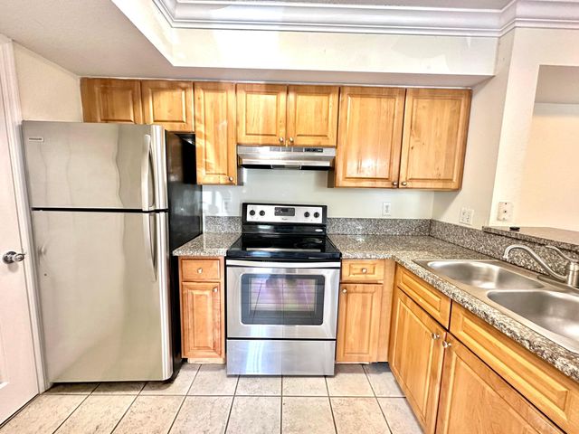15135 Michelangelo Boulevard 105, Delray Beach, FL 33446