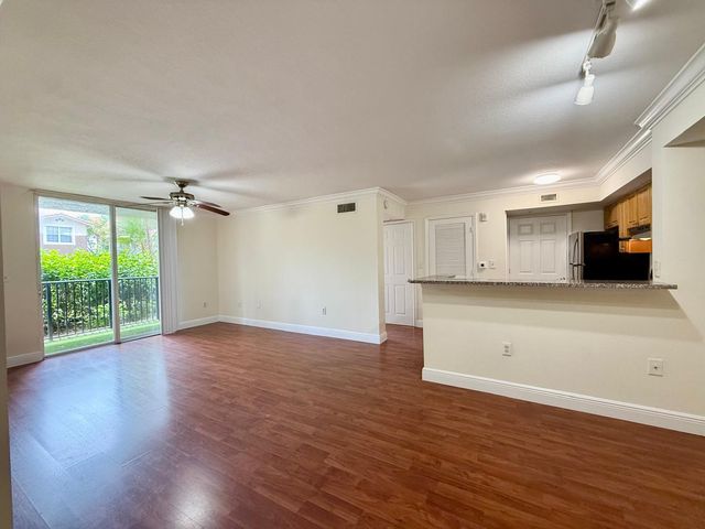 15135 Michelangelo Boulevard 105, Delray Beach, FL 33446