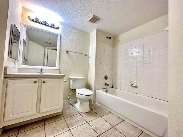 15135 Michelangelo Boulevard 105, Delray Beach, FL 33446
