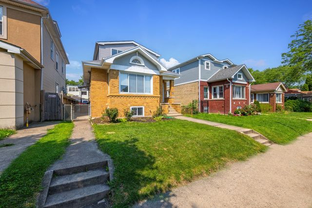 4938 N Central Park Avenue, Chicago, IL 60625