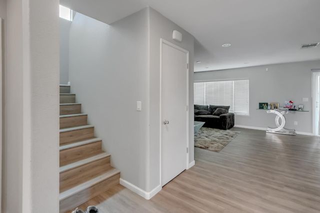 3886 Trieste Cir, Stockton, CA 95205