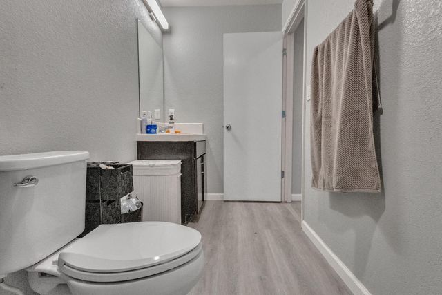 3886 Trieste Cir, Stockton, CA 95205