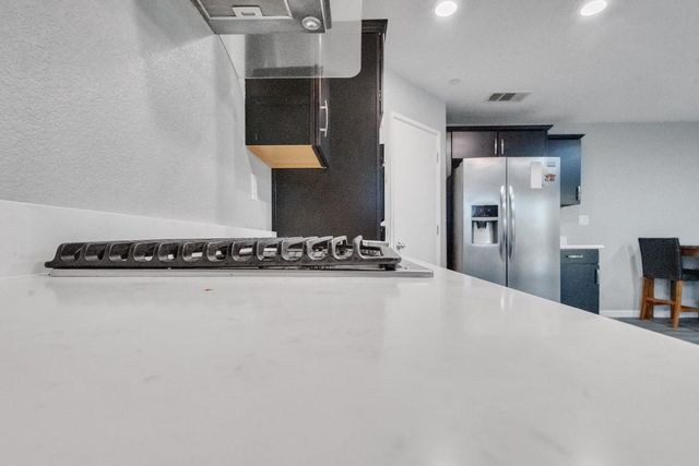 3886 Trieste Cir, Stockton, CA 95205