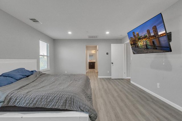 3886 Trieste Cir, Stockton, CA 95205