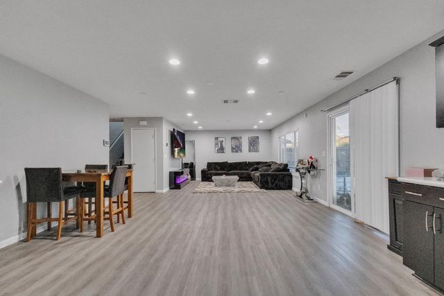 3886 Trieste Cir, Stockton, CA 95205