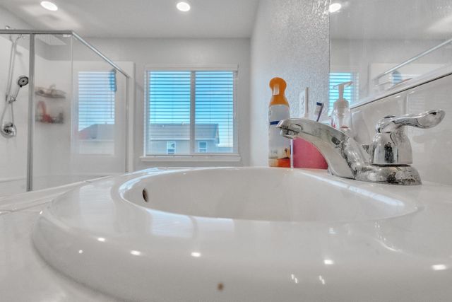 3886 Trieste Cir, Stockton, CA 95205