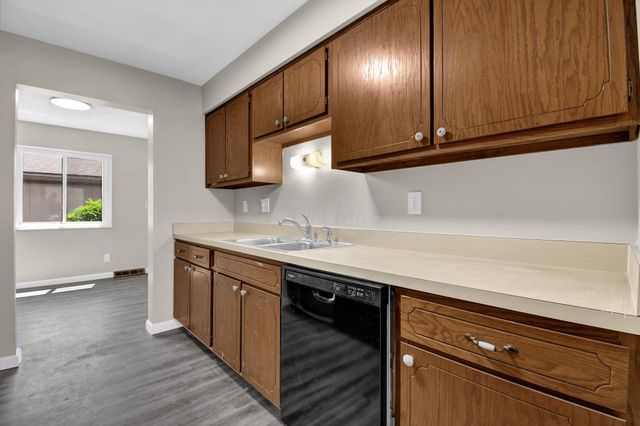 597 Farler Drive, B, Columbus, OH 43213