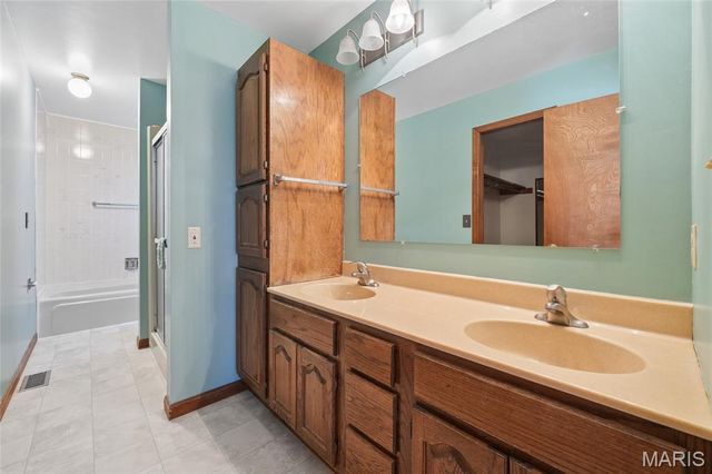 458 Fox Den Lane, Wentzville, MO 63385