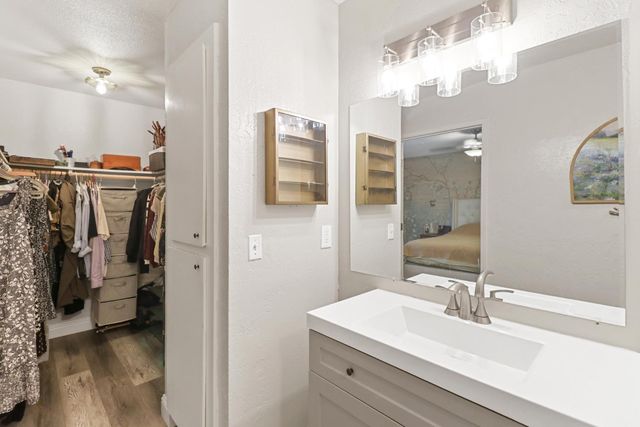 5233 Lake Knoll Ln, Fair Oaks, CA 95628