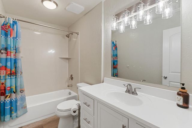 5233 Lake Knoll Ln, Fair Oaks, CA 95628