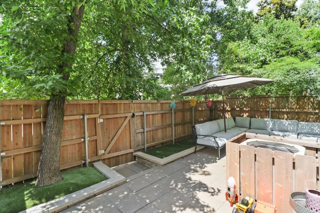 5233 Lake Knoll Ln, Fair Oaks, CA 95628