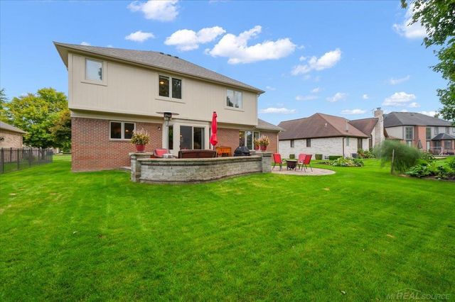 54767 Waubay Drive, Macomb Twp, MI 48042
