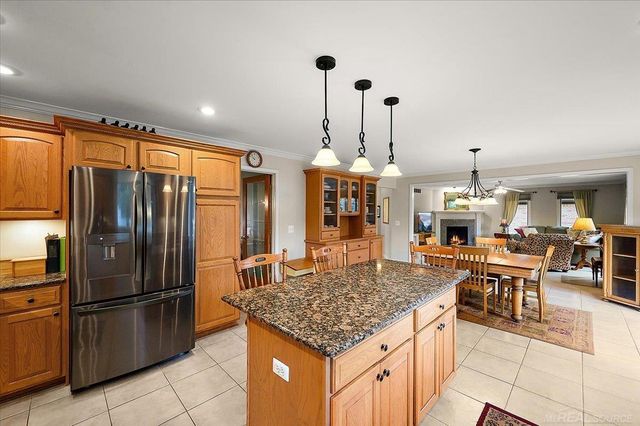 54767 Waubay Drive, Macomb Twp, MI 48042