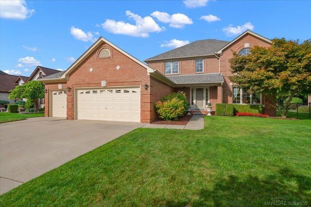 54767 Waubay Drive, Macomb Twp, MI 48042