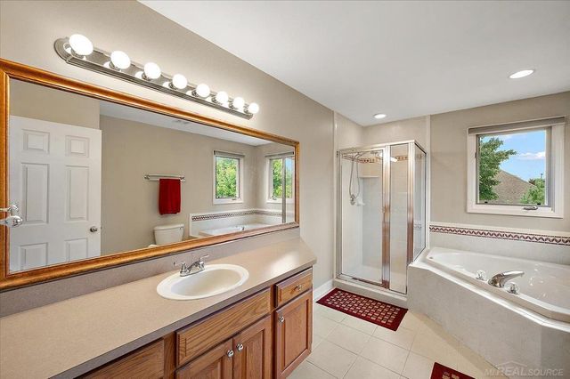 54767 Waubay Drive, Macomb Twp, MI 48042