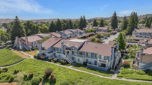 62 Glenwood, Hercules, CA 94547