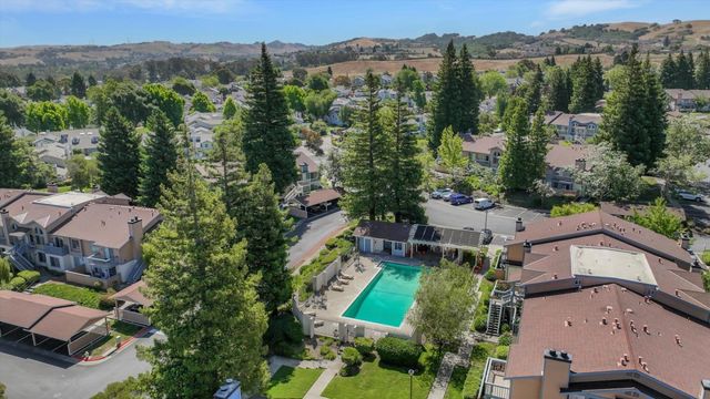 62 Glenwood, Hercules, CA 94547