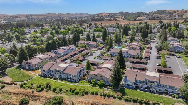 62 Glenwood, Hercules, CA 94547