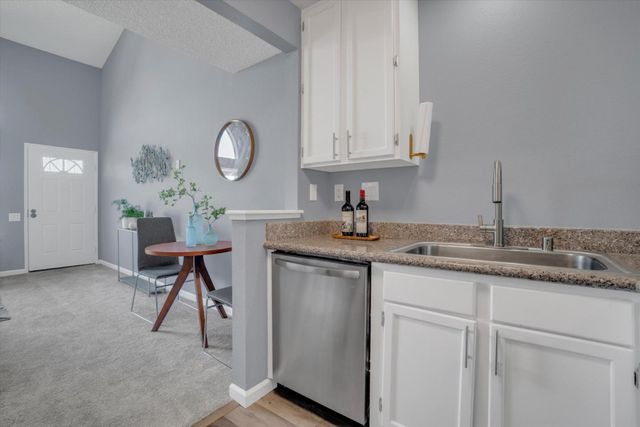 62 Glenwood, Hercules, CA 94547