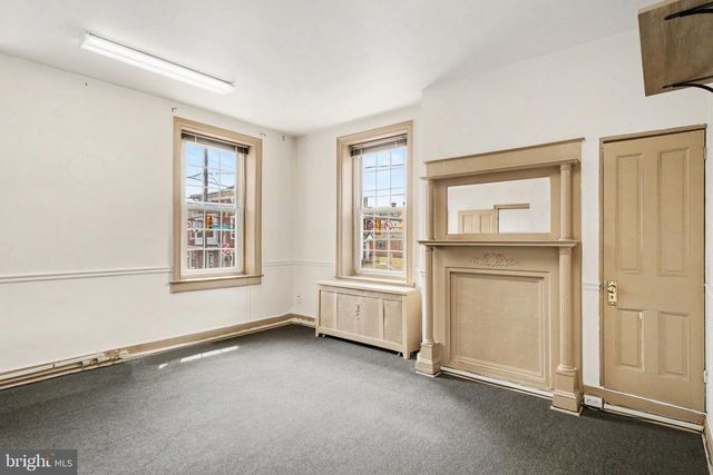 50 S BROAD ST, Lititz, PA 17543