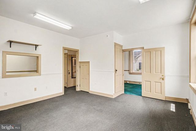 50 S BROAD ST, Lititz, PA 17543