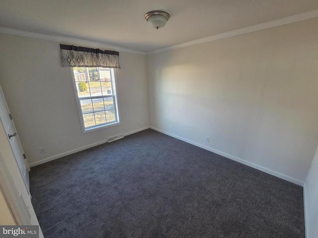 24 GOLFVIEW DR, Quakertown, PA 18951