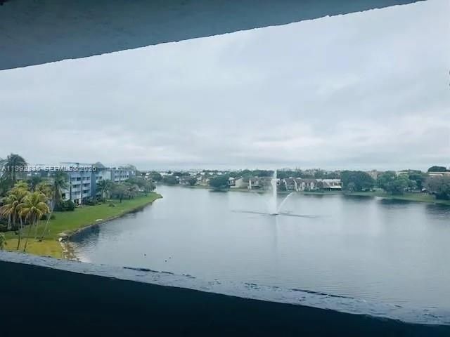 9351 Fontainebleau Blvd B409, Miami, FL 33172