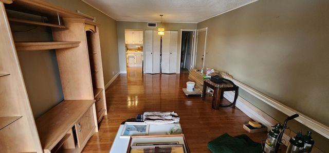 180 Lake Dora Drive, West Palm Beach, FL 33411