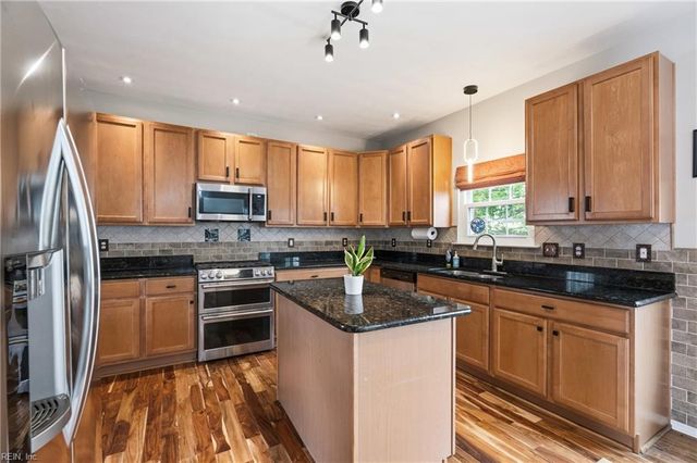1824 Heald WAY, Virginia Beach, VA 23464
