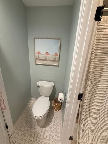 394 W Second St 394, Boston, MA 02127