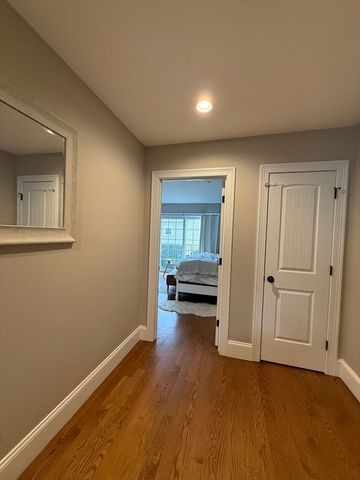 394 W Second St 394, Boston, MA 02127