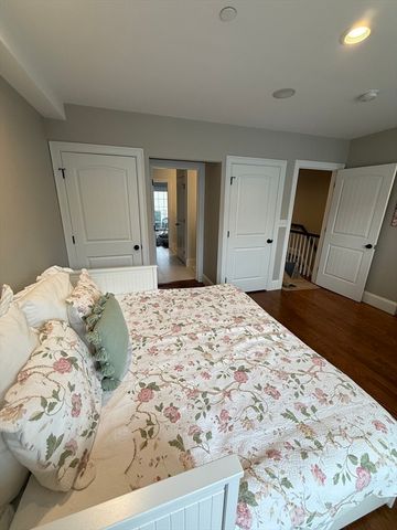 394 W Second St 394, Boston, MA 02127