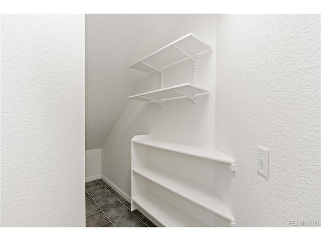 6701 S Versailles Way 106, Aurora, CO 80016