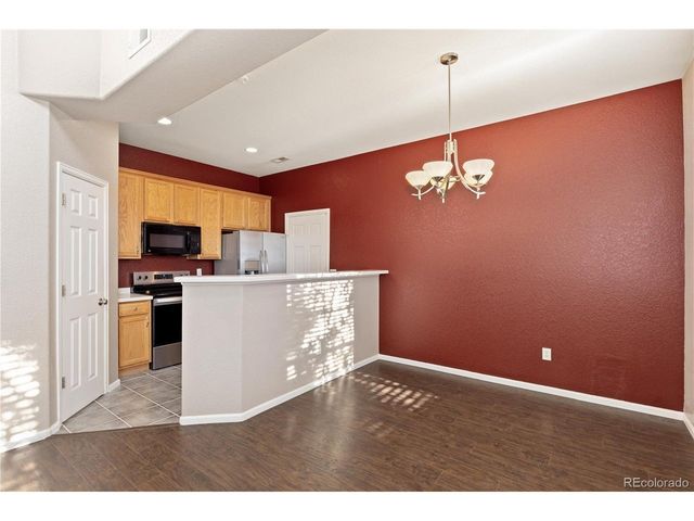 6701 S Versailles Way 106, Aurora, CO 80016