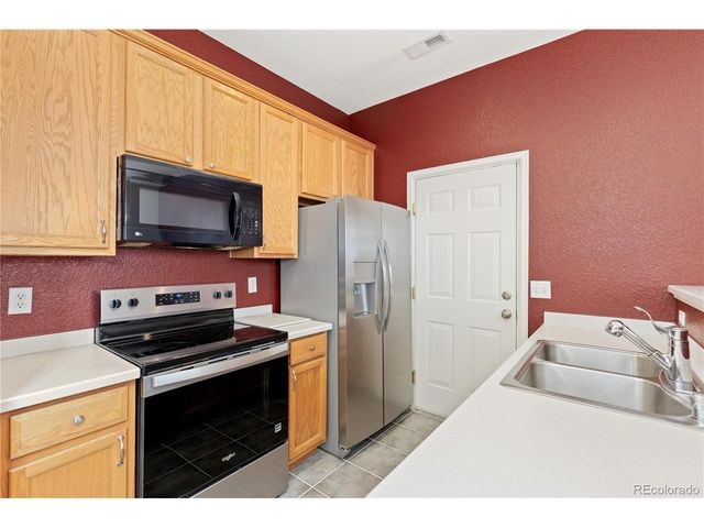 6701 S Versailles Way 106, Aurora, CO 80016