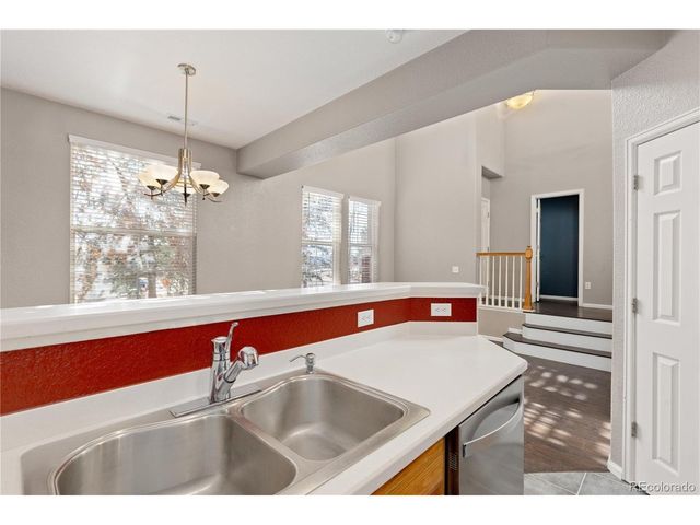 6701 S Versailles Way 106, Aurora, CO 80016