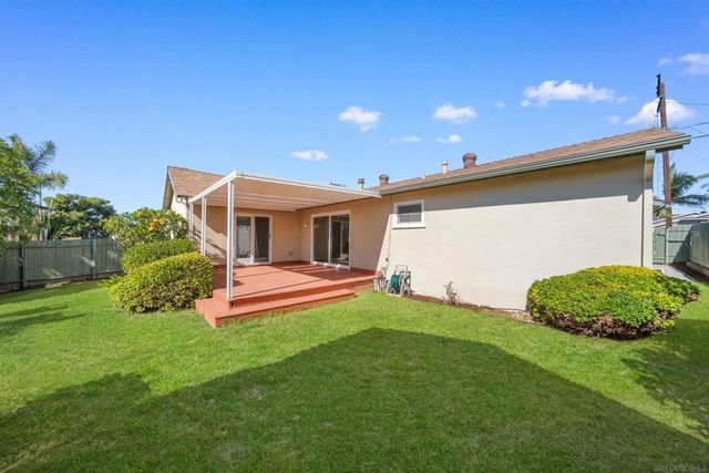 5017 Mount Gaywas Dr, Clairemont Mesa, CA 92117