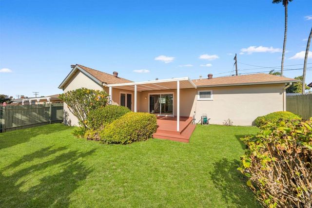 5017 Mount Gaywas Dr, Clairemont Mesa, CA 92117